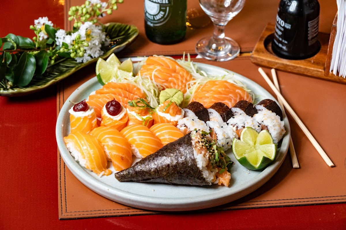 Mister Shao & Happy Sushi Photos 2